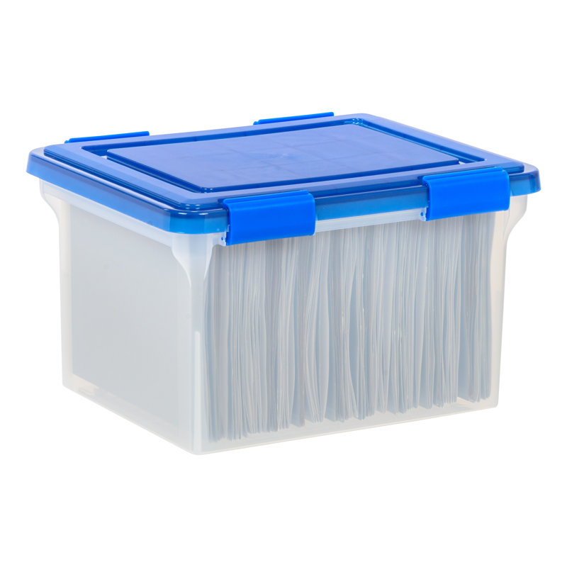 32 Qt Clear Plastic Stackable Lidded Storage Box