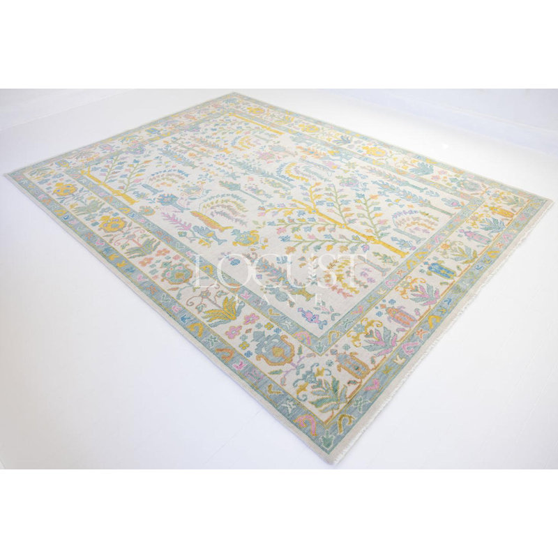 Flora Hand Knotted Wool Floral Area Rug, Rectangle 8' x 10'