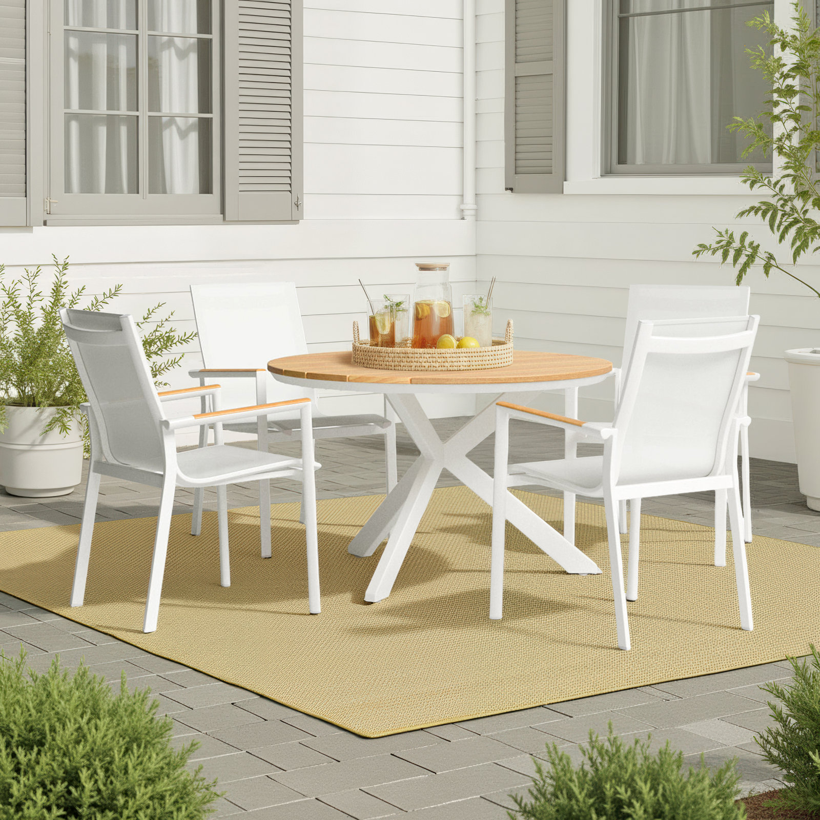 Enduro 47'' Round 4-Person Outdoor Dining Set