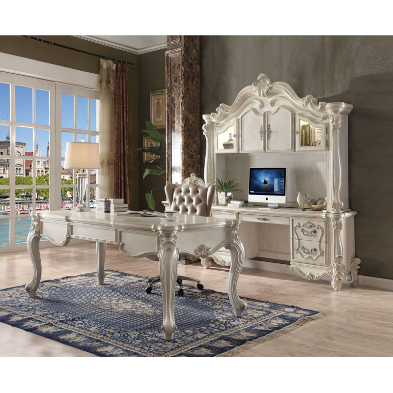 Zastarskis Executive Chair