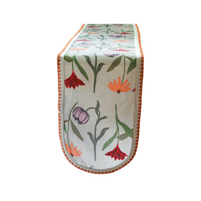 Table Runner Picnic on the Meadow