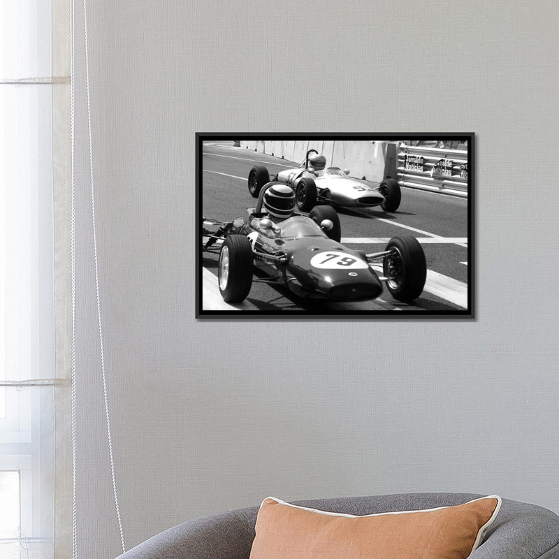 «Race», photographie sur toile, H 18 po x l 26 po x P 1,5 po, Toile avec cadre noir, Pas de tapis