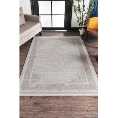 Shanna Oriental Machine Made Indoor / Outdoor Area Rug