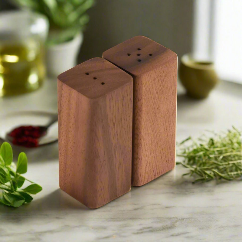 Salière et poivrière en bois d'acacia Kalmar Home