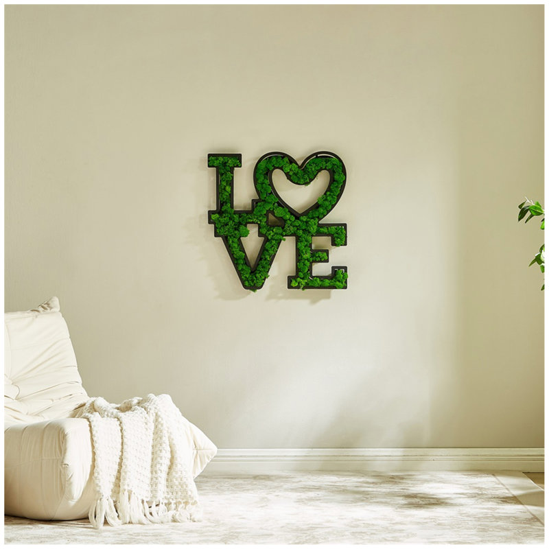 Décoration murale lettre «LOVE»