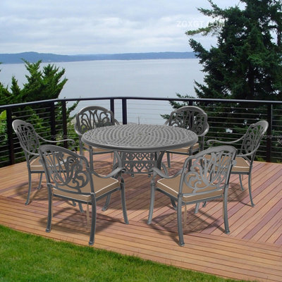 Ensemble de 7 pièces de mobilier de patio en aluminium coulé avec cadre noir et coussins de siège bruns