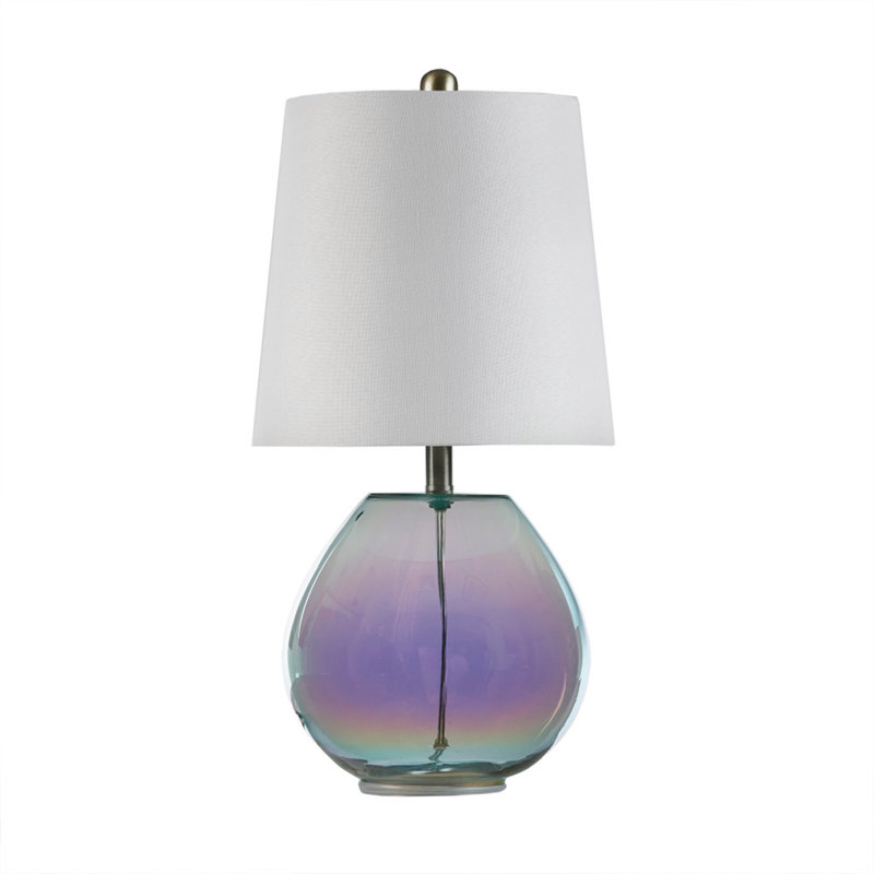 1 lampe de table: 10 po de diamètre x H 19,5 po, lampe de table Ranier