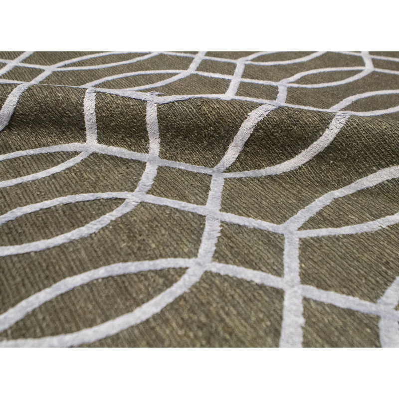 Geometric Area Rug in Dark Gray