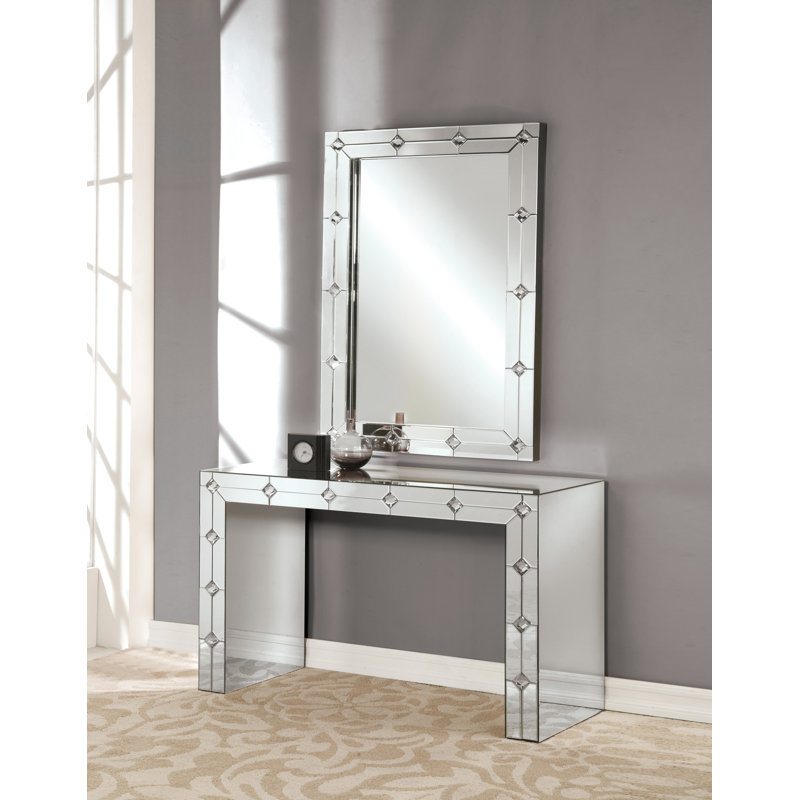 Console, miroir et faux strass