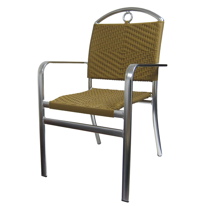 Chaise de patio empilable