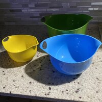 Cuisinart Set of 3 Plastic/Silicone Soft Grip Mixing Bowls Jewel Tone