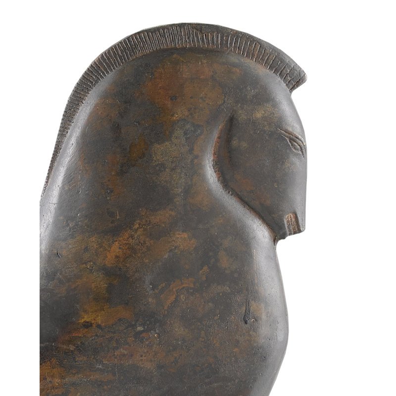 Sculpture de cheval assyrien
