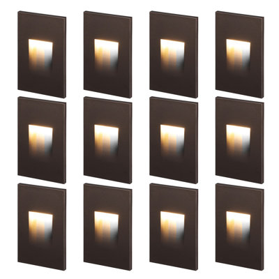 Éclairage vertical DEL essentiel pour marches et terrasses, intensité réglable et anti-éblouissement, finition bronze huilé
