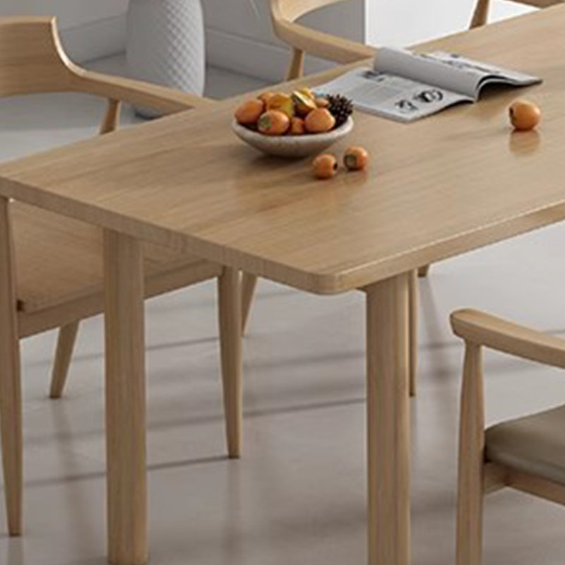 La longue table de salle à manger en bois massif est très simple, H 29,53 po x L 86,61 po x l 35,43 po