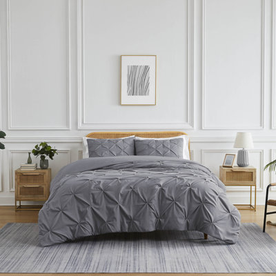 Pinch Pleated, Pintuck Duvet Cover Set with matching shams