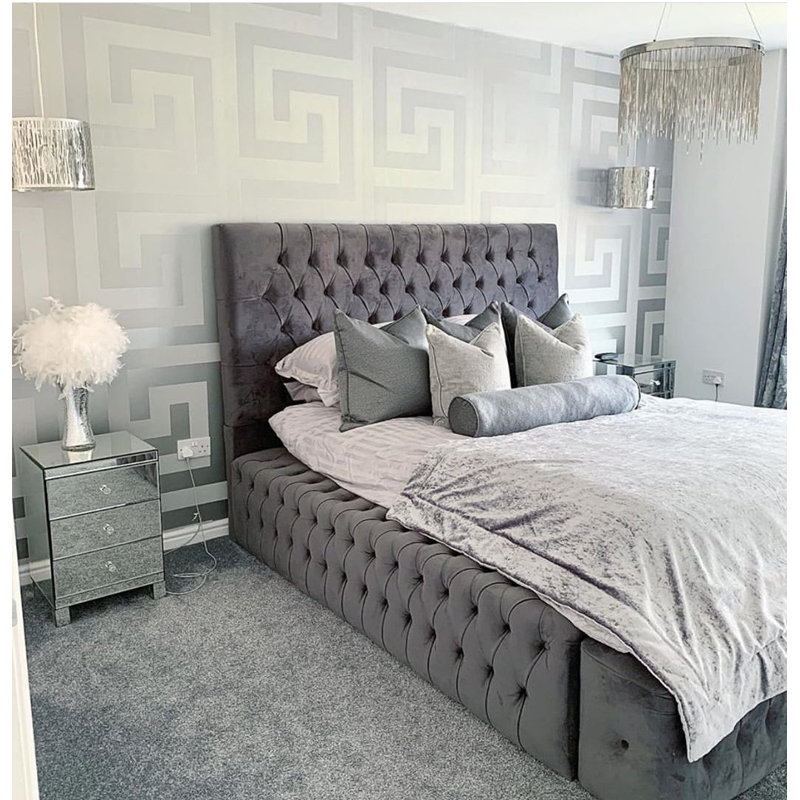 Versace Greek Key Silver Gray Vinyl Wallpaper, Silver/Gray, 33' L x 27" W