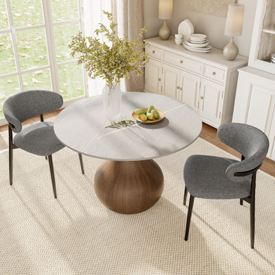 Ensemble de salle à manger 3 pièces en pierre frittée, plateau aspect marbre et pied central en bois massif, table moderne de 109 cm (43 pouces) pour 2 personnes, chaises rembourrées.