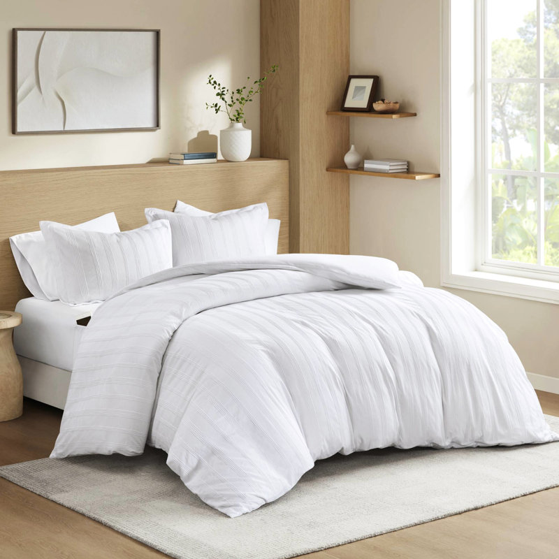 Couette 3 pièces pour grand lit avec fabrication tissée et rayures élégantes sans effort, revers en microfibre semblable au nuage, anti-dérapant, toxine