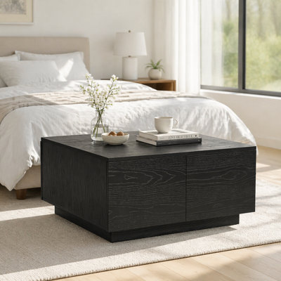 Table basse carrée avec tiroirs de rangement spacieux et intégrés, fabrication robuste à capacité de poids élevée pour un usage domestique quotidien, conception peu encombrante pour les espaces de vie petits et moyens