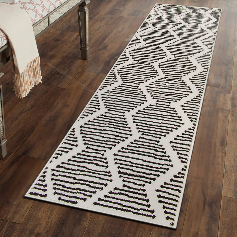 Tapis à rayures Markeem, Tapis de couloir de 2 pi x 7 pi