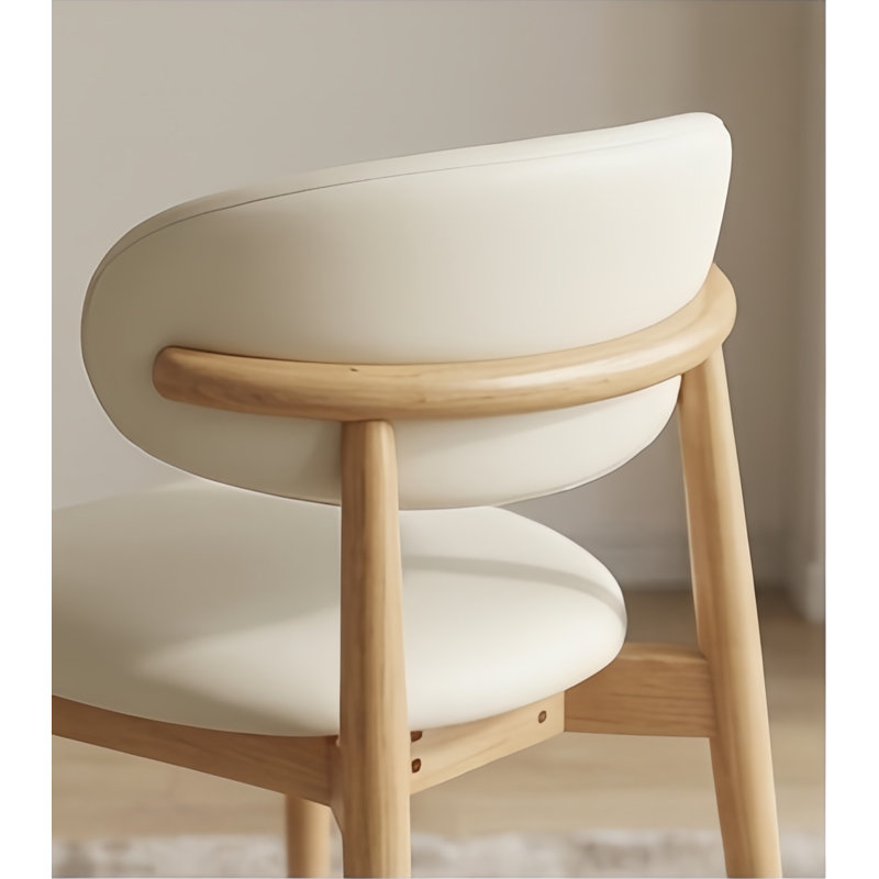 Chaise de salle à manger rembourrée avec assise en similicuir, chaise de cuisine avec structure en bois massif, chaise d'appoint moderne à dossier incurvé