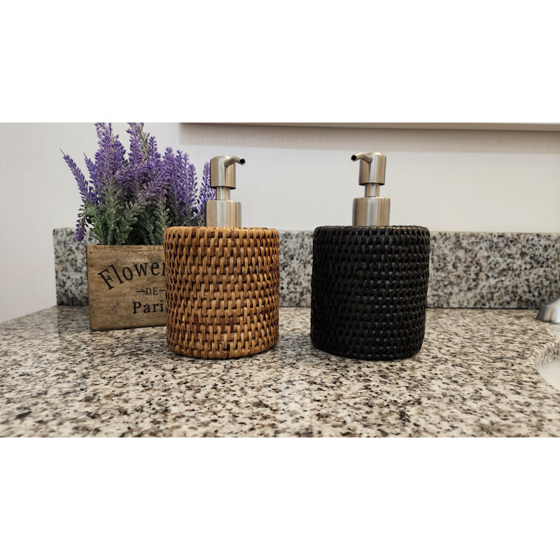 Distributeur de pompe à savon en acier inoxydable Artifacts Rattan ™, Brun miel
