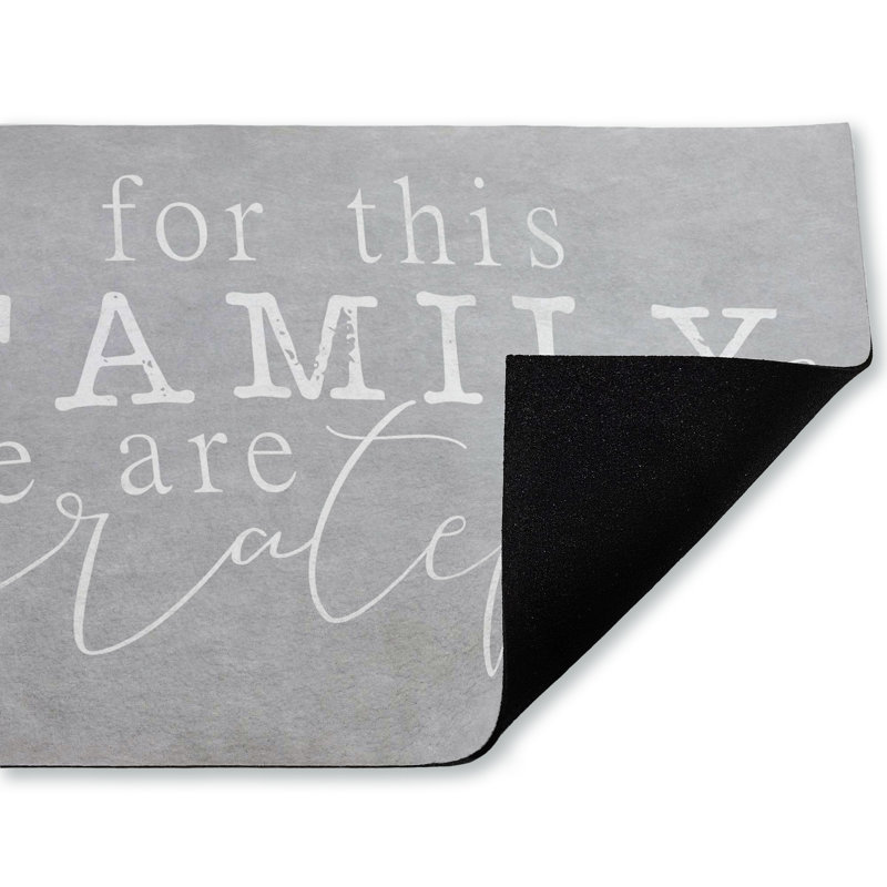Tapis de porte d'extérieur imprimé pour la famille For This Family, 18 po x 30 po, par Jaxn Blvd.