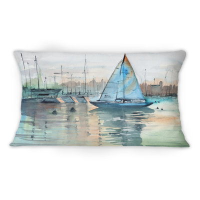 Coussin lombaire avec voilier dans une marina