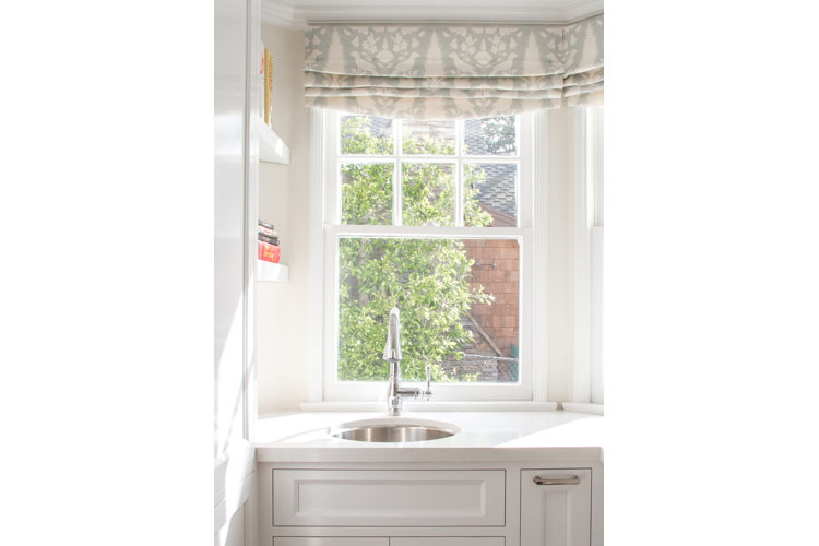kitchen w curtains