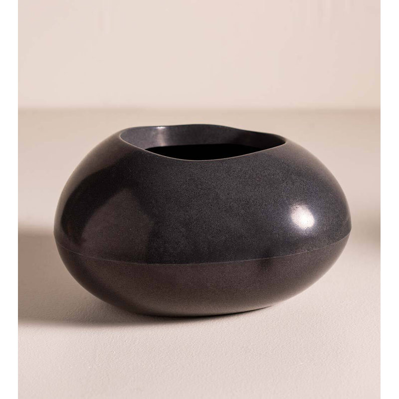 Dimitritchka Planter, Black