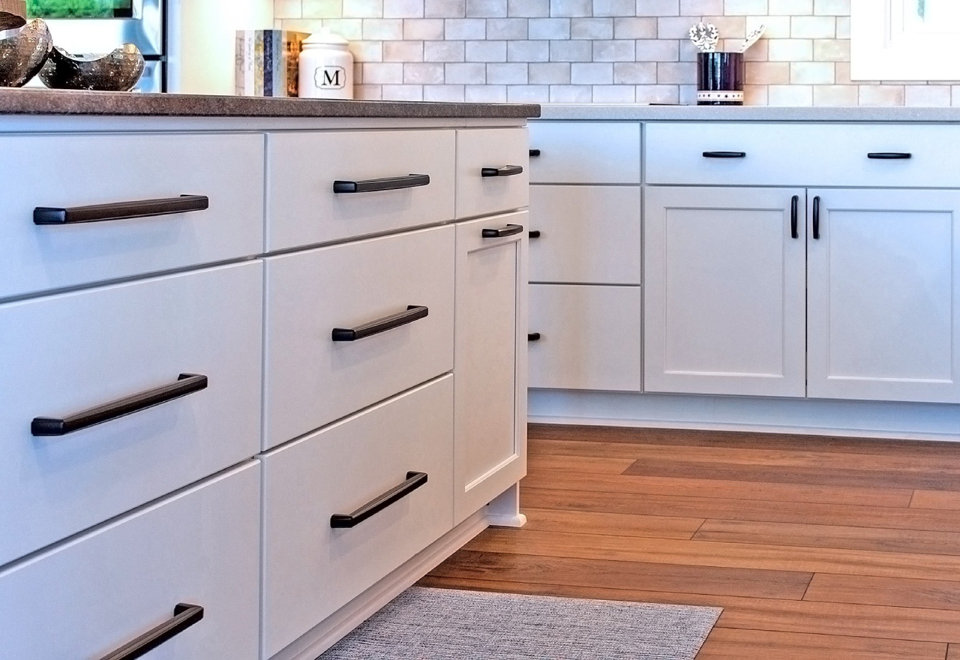 Cabinet and Drawer Pulls