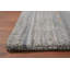 Tapis gris sophistiqué de style Gabbeh 10 x 12 avec des ornements délicats