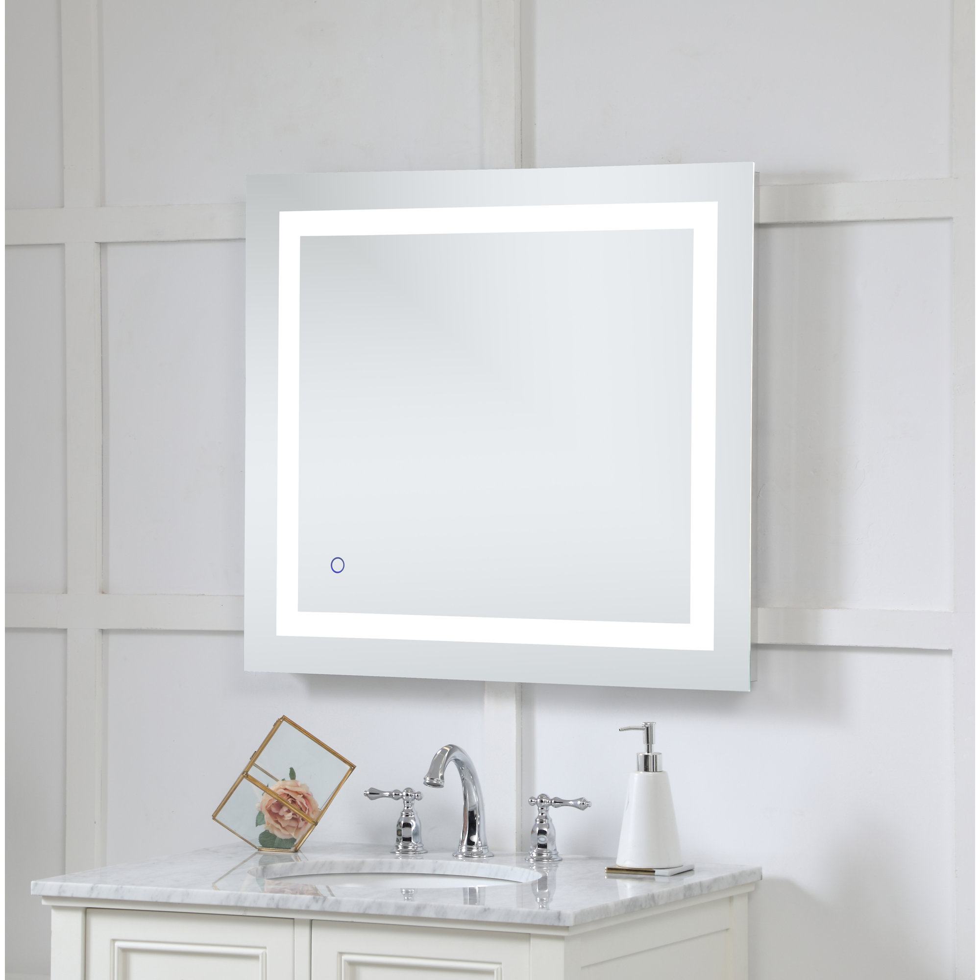 Scoles Flat Wall Mirror, 30" x 27"