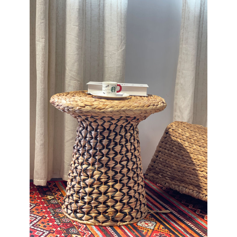Table de bout en rotin Aaraf