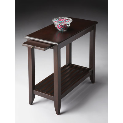  Irvine 12 po W Table d'appoint rectangulaire en bois avec plateau coulissant et tablette inférieure ouverte, brun foncé
