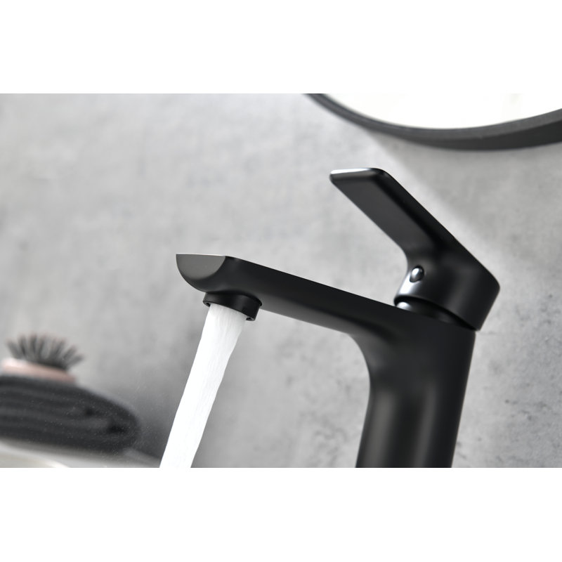 Single-Hole Bathroom Faucet, Matte Black