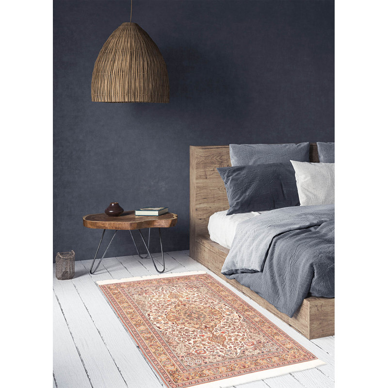 Tapis crème Hereke 3 pi 10 po x 6 pi 0 po