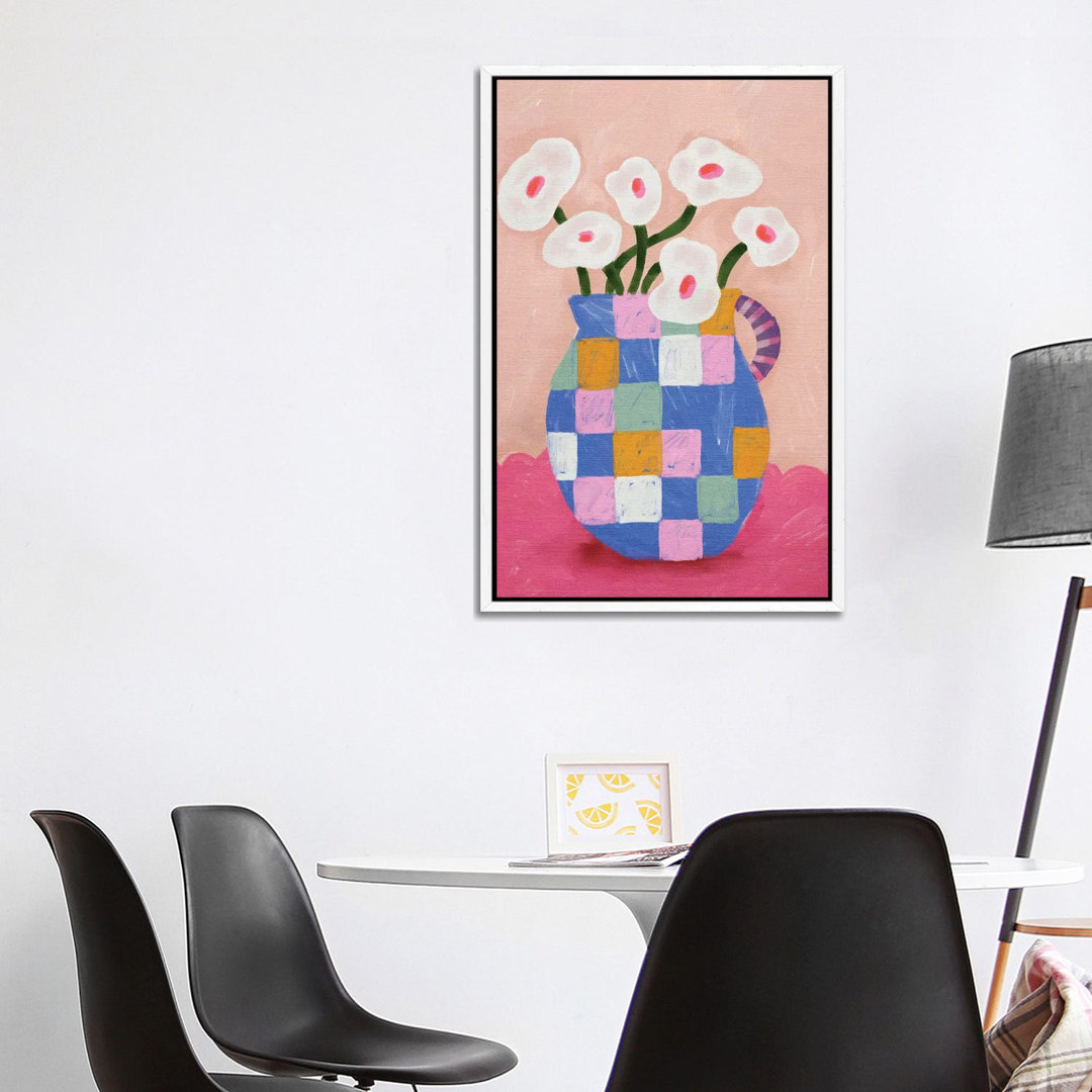 Abstrakte Blumen in einer Vase von Kartika Paramita - Galerie-umwickelte Leinwand Giclée auf Leinwand