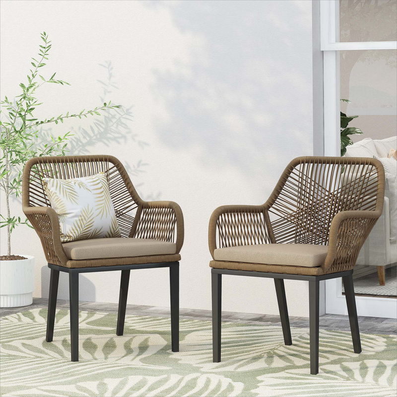 CHAISE RUSSELL