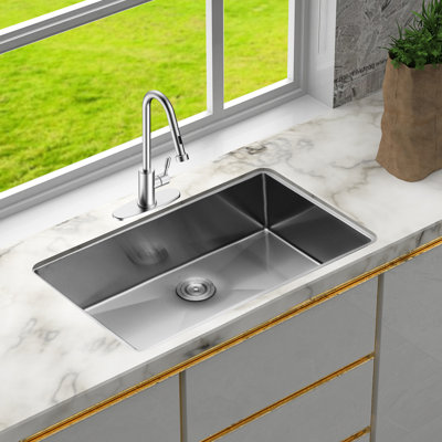 33 Inch 16 Gauge Undermount Stainless Steel Kitchen Sink 9 Deep Single Bowl Basin, With Drain Assembly, X - Shaped Water Guide For Fast Drainage, Condensation Layer, 3Mm Pad Quiet Operation, Brushed
