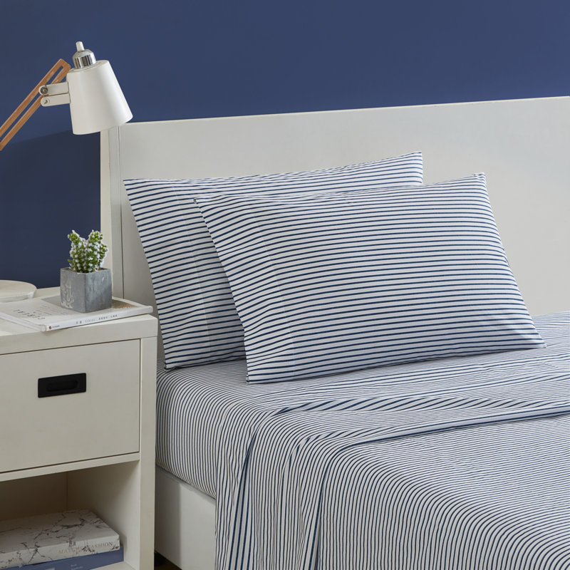 Martha Stewart Bedford Scallop Bath Rug, King Sheet Set with 2 Pillowcases, Harmead