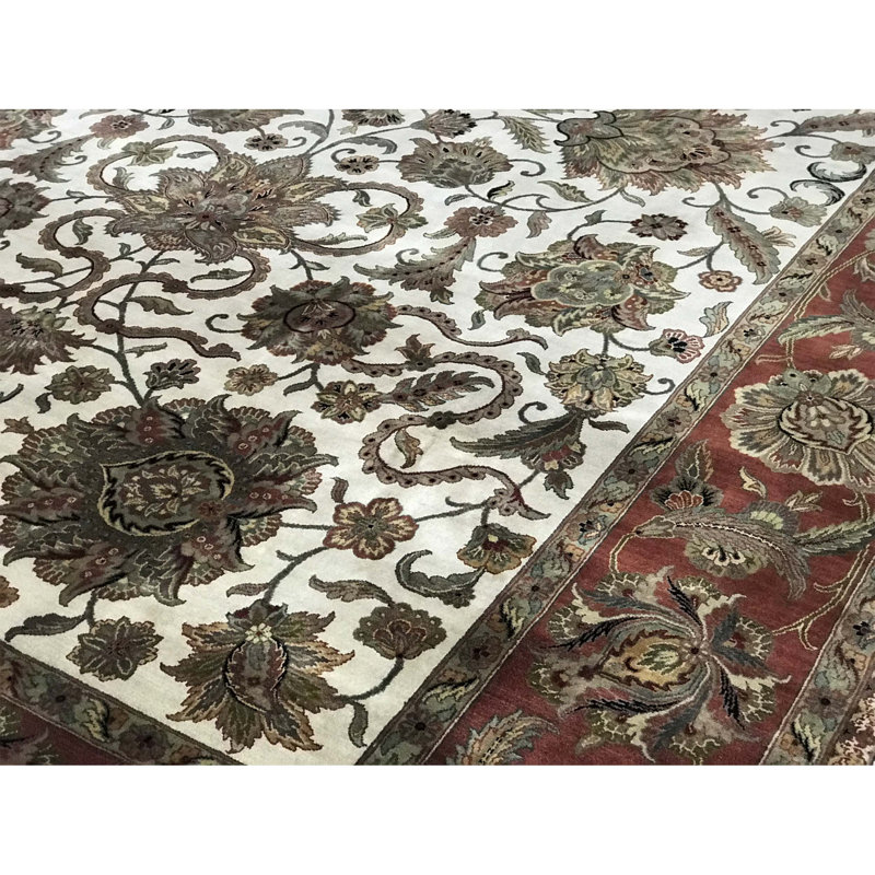 Trinity Hand Woven Wool Oriental Area Rug