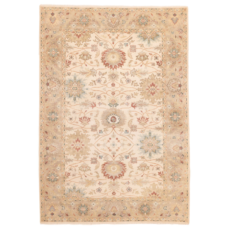 Tapis ivoire Jules Serapi 6 pi 2 po x 8 pi 11 po