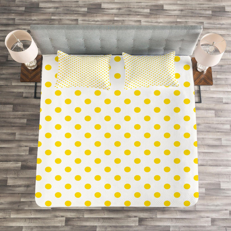 Modern & Contemporary Dots Coverlet, King Coverlet + 2 Shams