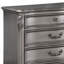Commode de style français avec sculptures ornées et poignées décoratives, coffre de rangement de luxe pour chambre à coucher