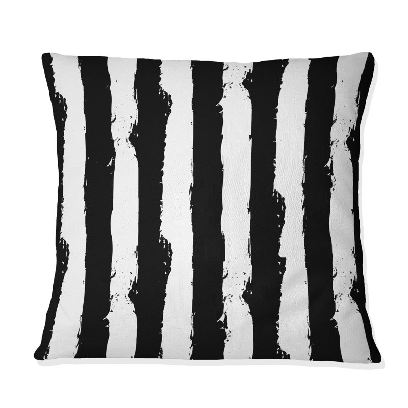 Coussin décoratif noir à fines rayures noir et blanc IV, H 18 po x l 18 po
