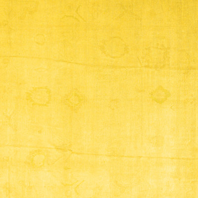 Tapis jaune