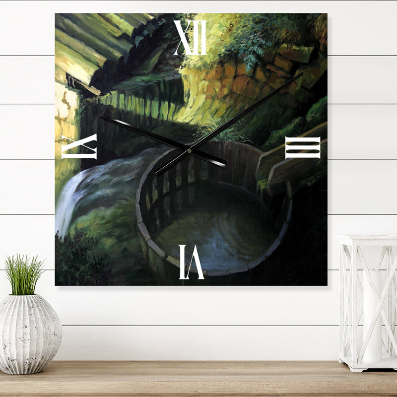Vieux paysage de moulin à eau avec horloge murale, Moyen