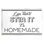 "Hom Made If Stirred Humoric Kitchen Kitchen" par Mollie B. - Impression sans cadre sur panneau de fibres à densité moyenne