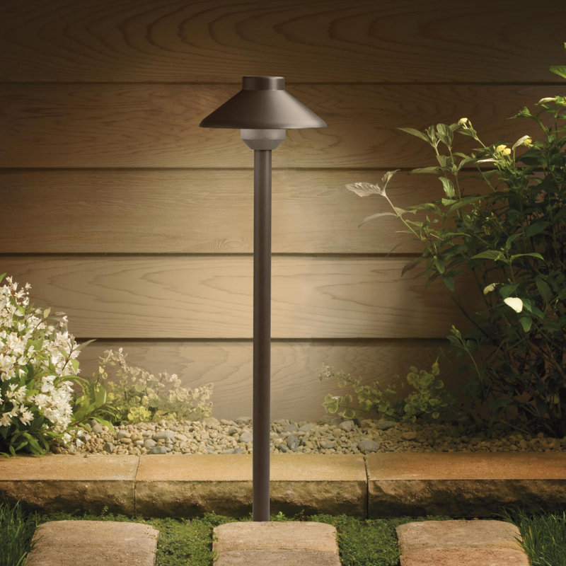 Éclairage de sentier à DEL 1 lumière Chil, H 22,5 po x l 6,25 po x P 6,25 po, Bronze, 2700 K